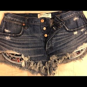 Abercrombie festival shorts